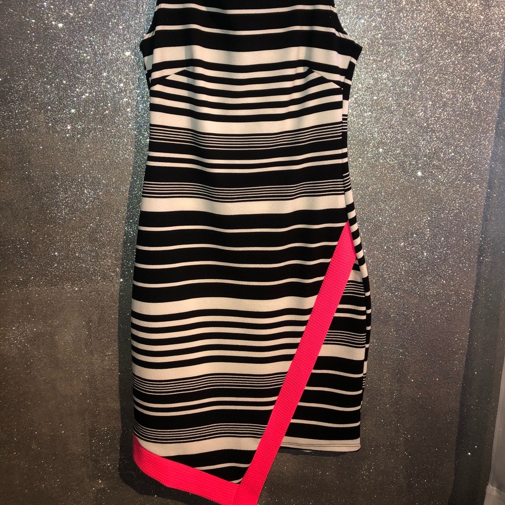 Adorable dress.